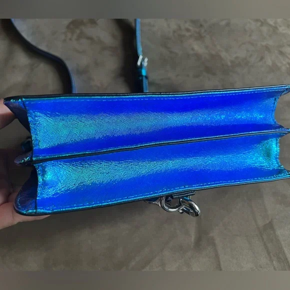 Rare NWOT Rebecca Minkoff Hudson Moto Iridescent Crossbody Shoulder Bag Purse - Picture 8 of 16